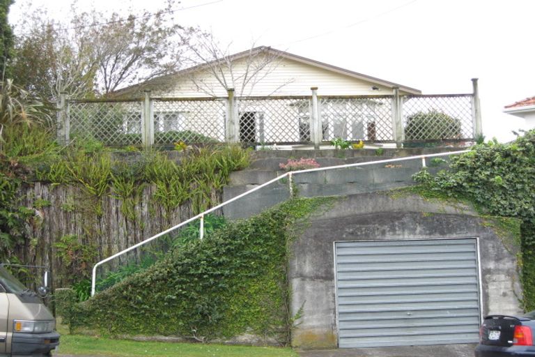 Photo of property in 76 Lorna Street, Lynmouth, New Plymouth, 4310