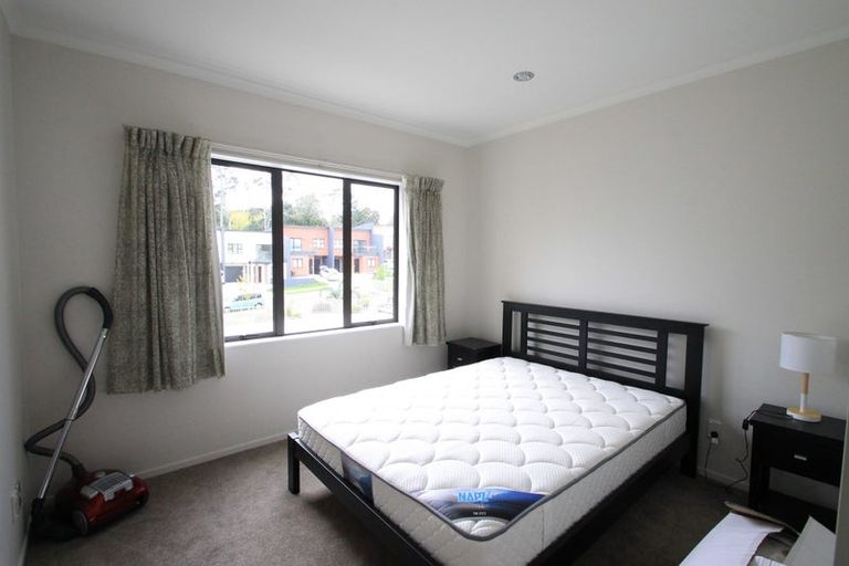 Photo of property in 22c/132 Stancombe Road, Flat Bush, Auckland, 2016