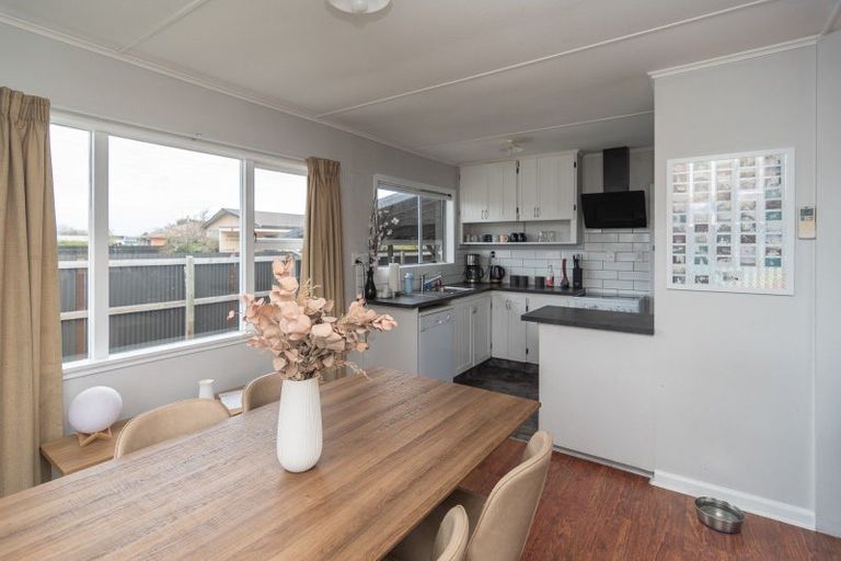 Photo of property in 34 Saint Leonards Road, Temuka, 7920