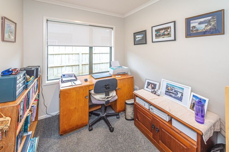 Photo of property in 33 Magnolia Crescent, Tawhero, Whanganui, 4501