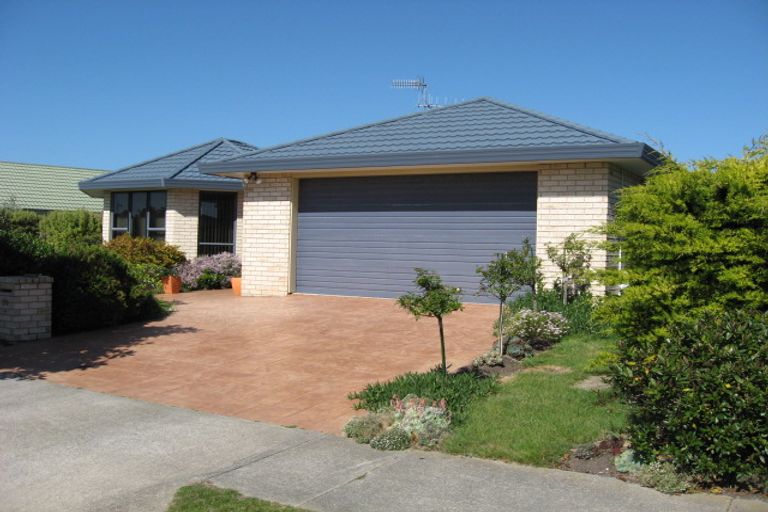 Photo of property in 26 Hadleigh Court, Paraparaumu, 5032