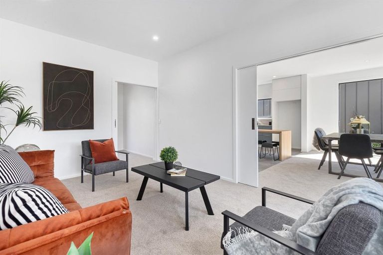 Photo of property in 2 Soudley Court, Jacks Point, Queenstown, 9371