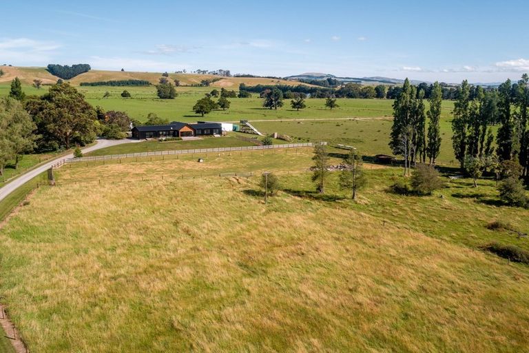 Photo of property in 106 Carters Line, Parkvale, Carterton, 5792