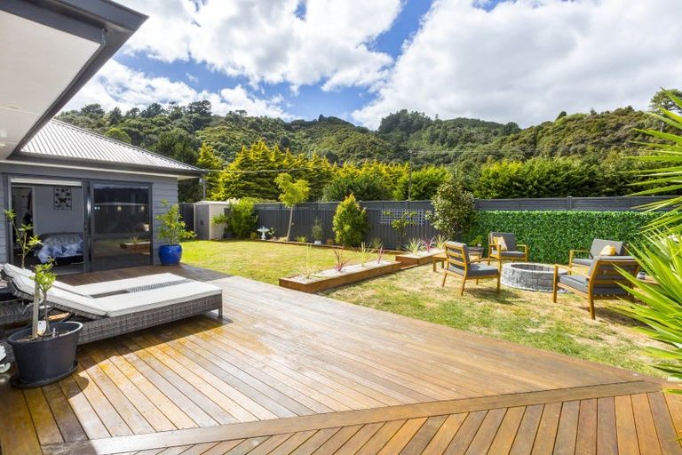 Photo of property in 23 Salisbury Crescent, Wallaceville, Upper Hutt, 5018