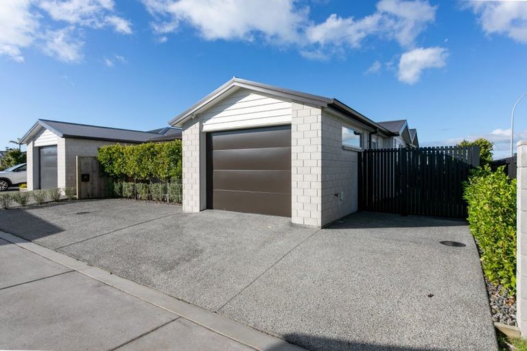 Photo of property in 21 Bronze Court, Papamoa, 3118