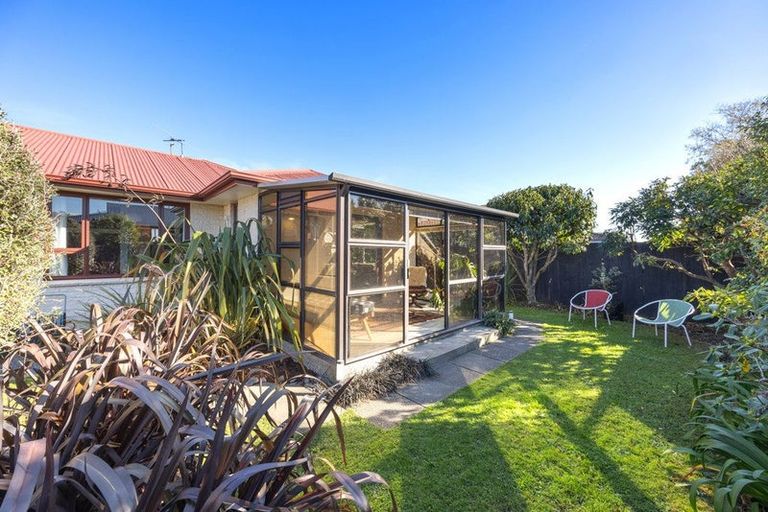 Photo of property in 2/57 Reynolds Avenue, Bishopdale, Christchurch, 8053