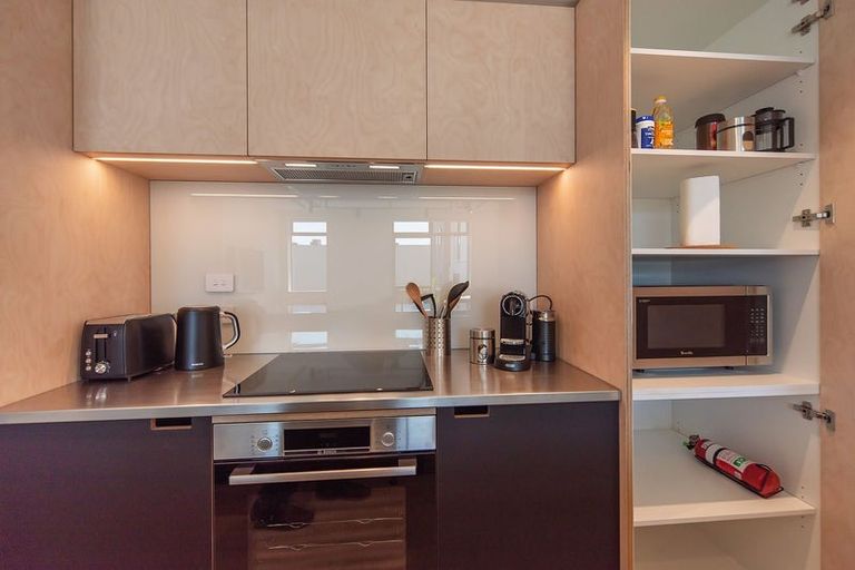 Photo of property in 9d Church Road, Taradale, Napier, 4112