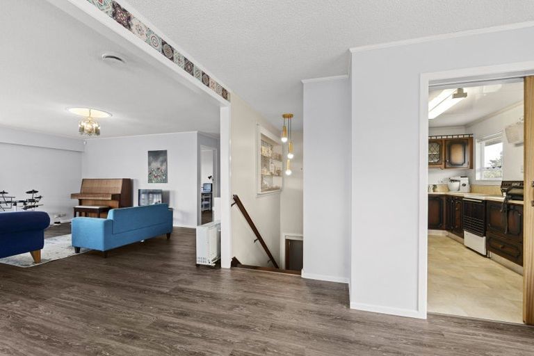 Photo of property in 59 Dixon Street, Oakura, 4314