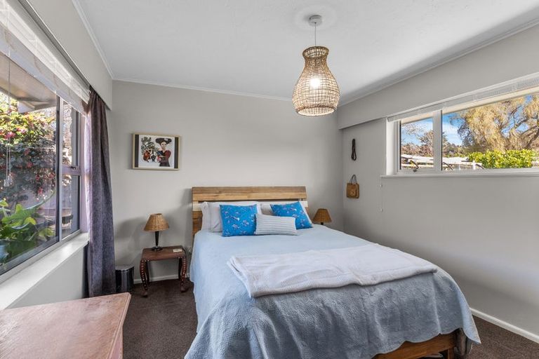 Photo of property in 2/18 Pahau Place, Cracroft, Christchurch, 8025