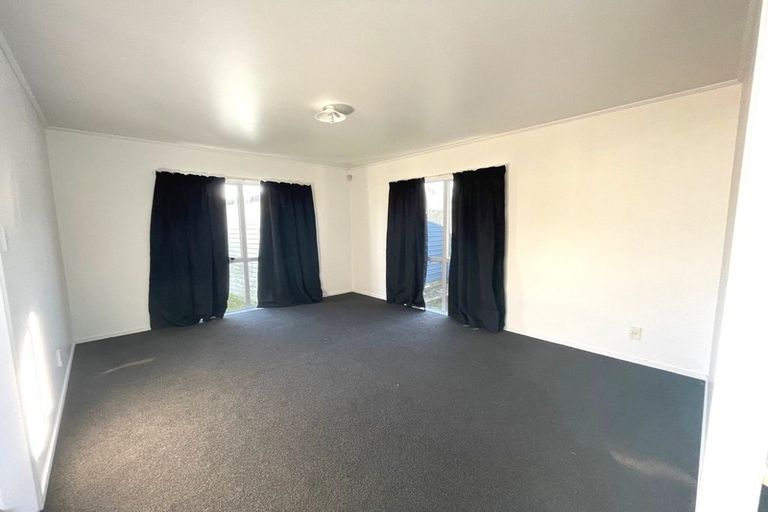 Photo of property in 20 Penion Drive, Flat Bush, Auckland, 2023