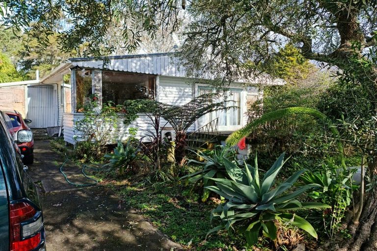 Photo of property in 13a Evans Road, Glen Eden, Auckland, 0602