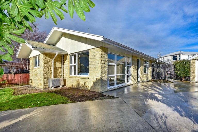 Photo of property in 1/14 Tulloch Place, Papanui, Christchurch, 8052