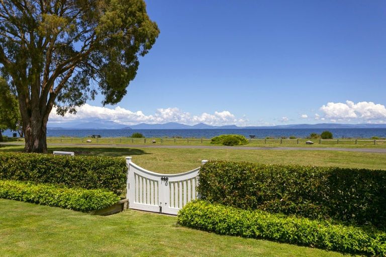 Photo of property in 24 Mahuta Road, Waitahanui, Taupo, 3378