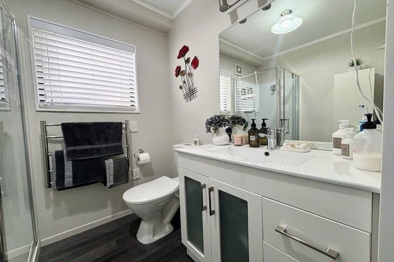 Photo of property in 28 Cape Hill Road, Pukekohe, 2120