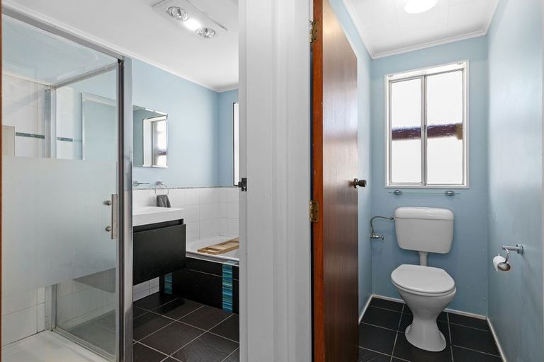 Photo of property in 2/32 Ararino Street, Trentham, Upper Hutt, 5018