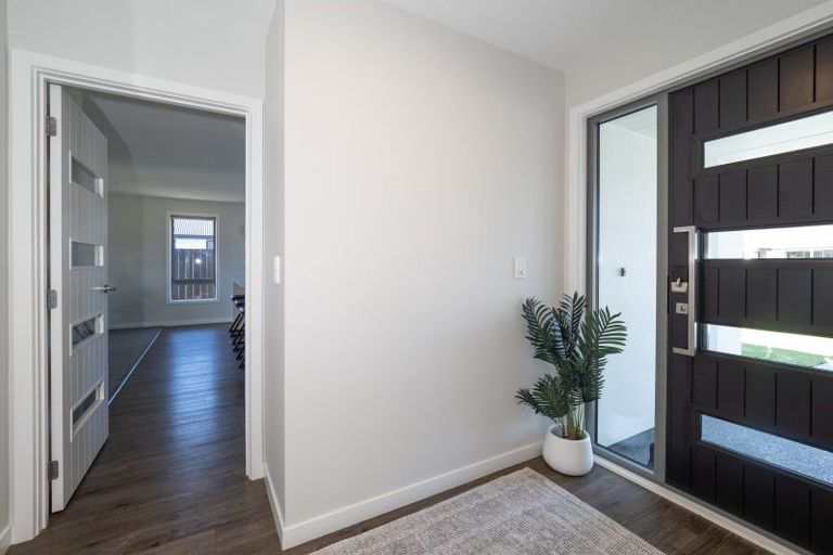 Photo of property in 3 Kelburn Place, Tinwald, Ashburton, 7700