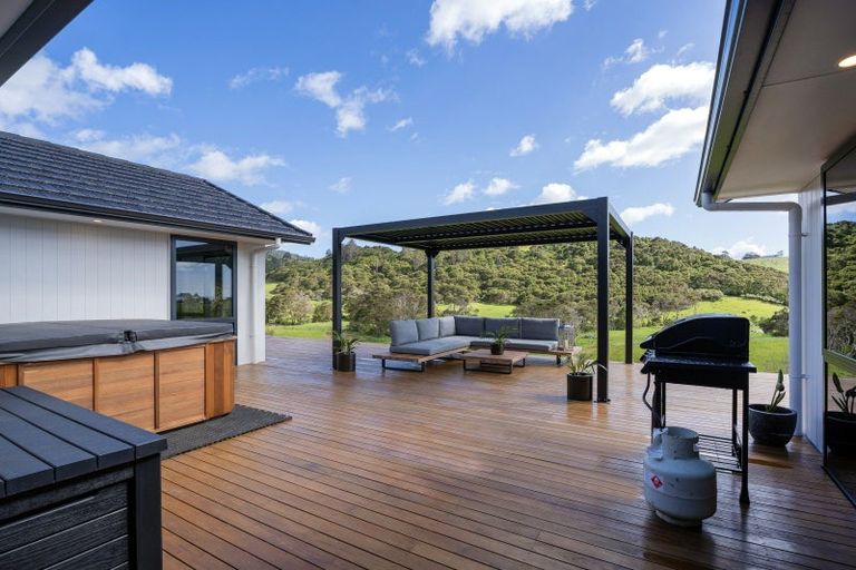 Photo of property in 12 Tohetea Lane, Wharekaho, Whitianga, 3510
