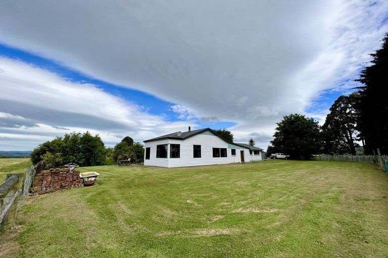 Photo of property in 231 Lillburn Monowai Road, Dean, Tuatapere, 9691