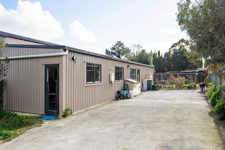 Photo of property in 1218 Great South Road, Runciman, Drury, 2578