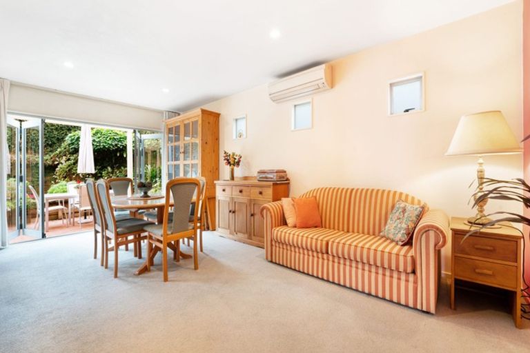 Photo of property in 1/29 Harley Road, Takapuna, Auckland, 0622