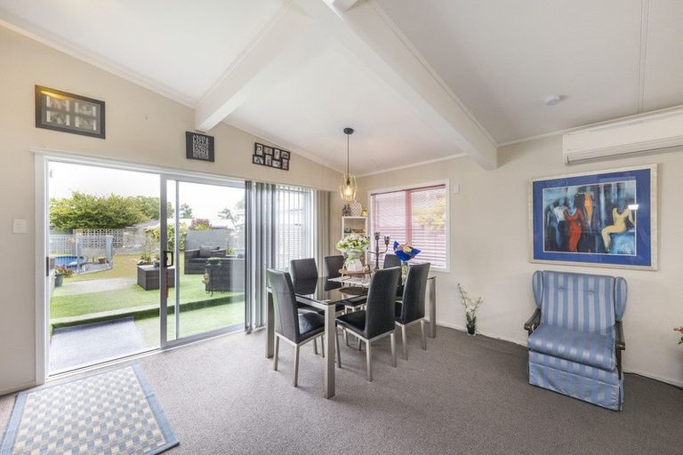 Photo of property in 34 Apollo Parade, Milson, Palmerston North, 4414