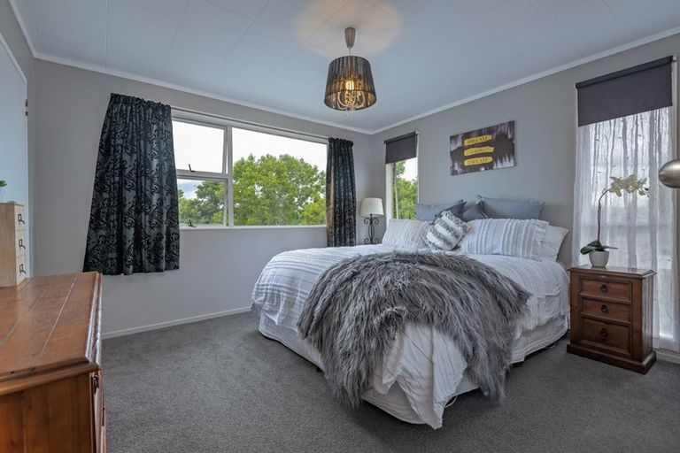 Photo of property in 8 Cohen Place, Milson, Palmerston North, 4414