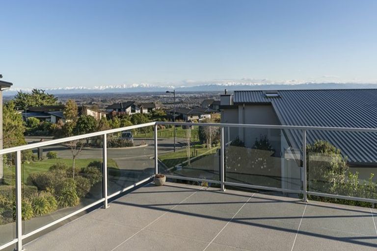 Photo of property in 16 Quarry Hill Terrace, Kennedys Bush, Christchurch, 8025