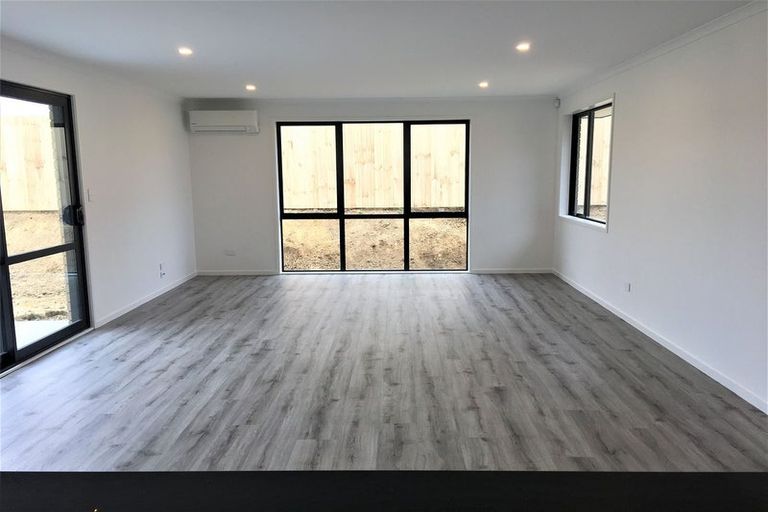 Photo of property in 16 Peacock Place, Pokeno, 2402