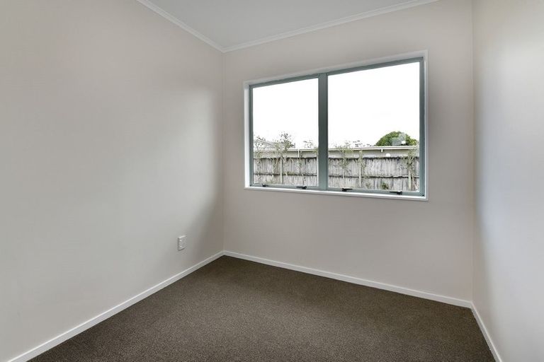 Photo of property in 11b Springs Road, Parakai, 0830