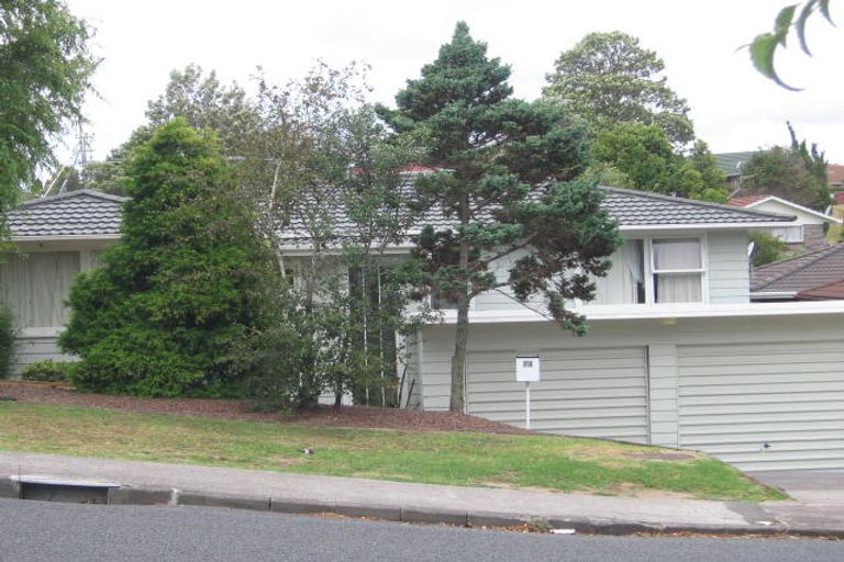 Photo of property in 73 Chartwell Avenue, Glenfield, Auckland, 0629