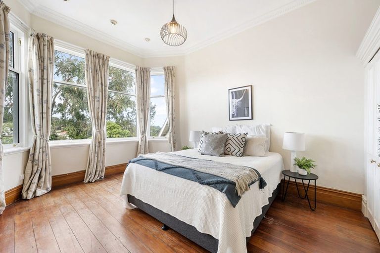 Photo of property in 35 Plunket Street, Kelburn, Wellington, 6012