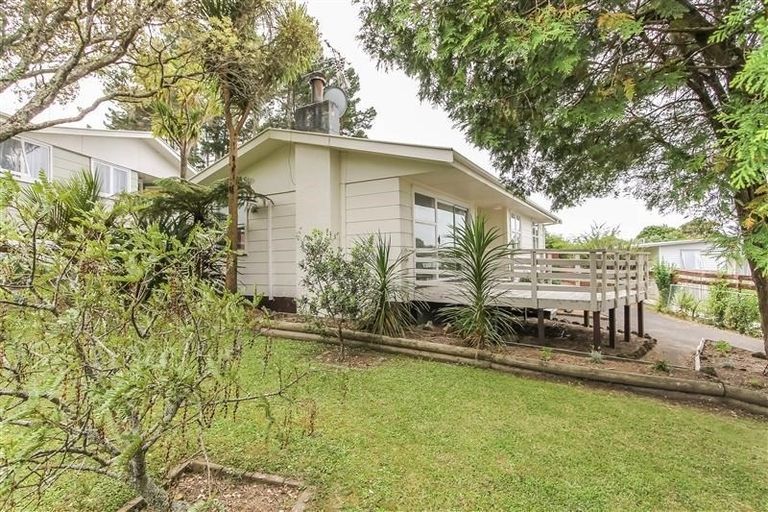 Photo of property in 26 Jillian Drive, Ranui, Auckland, 0612