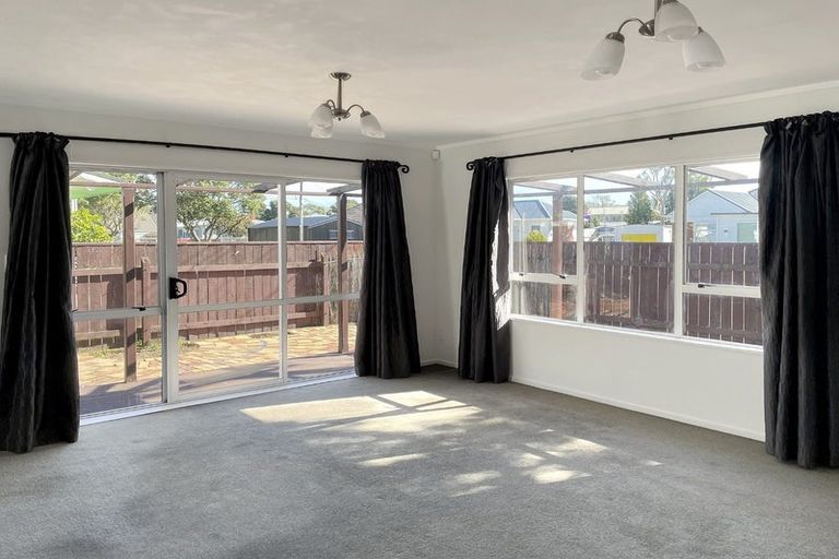 Photo of property in 16 Malone Road, Waterloo, Lower Hutt, 5011