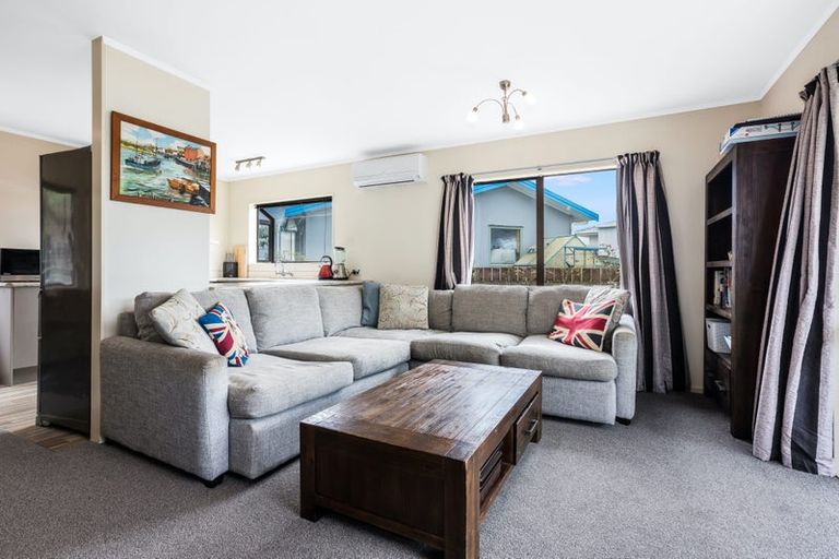 Photo of property in 115a Makarini Street, Paraparaumu, 5032