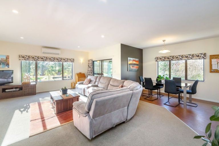 Photo of property in 328 Fabians Road, Morison Bush, Greytown, 5794