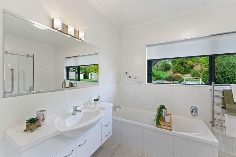 Photo of property in 123 Aston Road, Waikanae, 5391