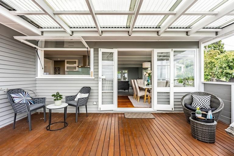 Photo of property in 61 Coronation Road, Hillcrest, Auckland, 0627