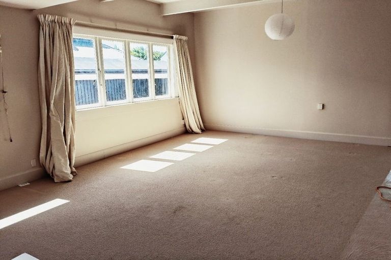 Photo of property in 23 Claremont Avenue, Papanui, Christchurch, 8053