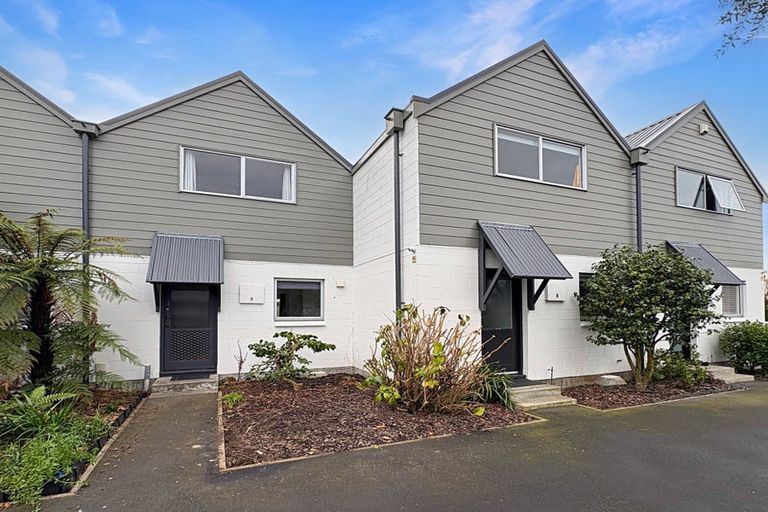 Photo of property in 3/17 Geraldine Street, Edgeware, Christchurch, 8013