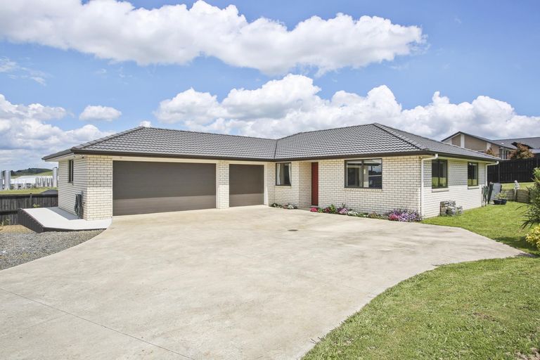 Photo of property in 10 Ulcoats Lane, Pokeno, 2402