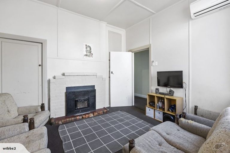 Photo of property in 824 Cumberland Street, North Dunedin, Dunedin, 9016