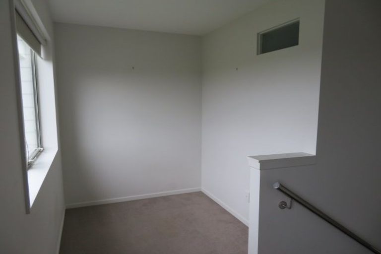 Photo of property in 70 Pencaitland Drive, Flat Bush, Auckland, 2019