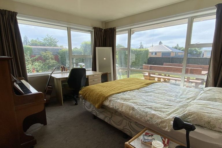 Photo of property in 4 Carbine Place, Sockburn, Christchurch, 8042