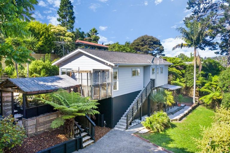 Photo of property in 52 Japonica Drive, Beach Haven, Auckland, 0626