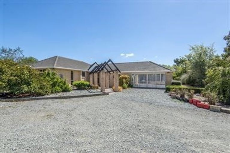 Photo of property in 599 Curraghs Road, West Melton, Christchurch, 7676