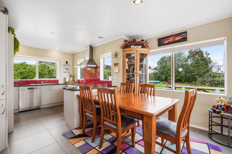 Photo of property in 92 Maungakaramea Road, Puwera, Whangarei, 0178