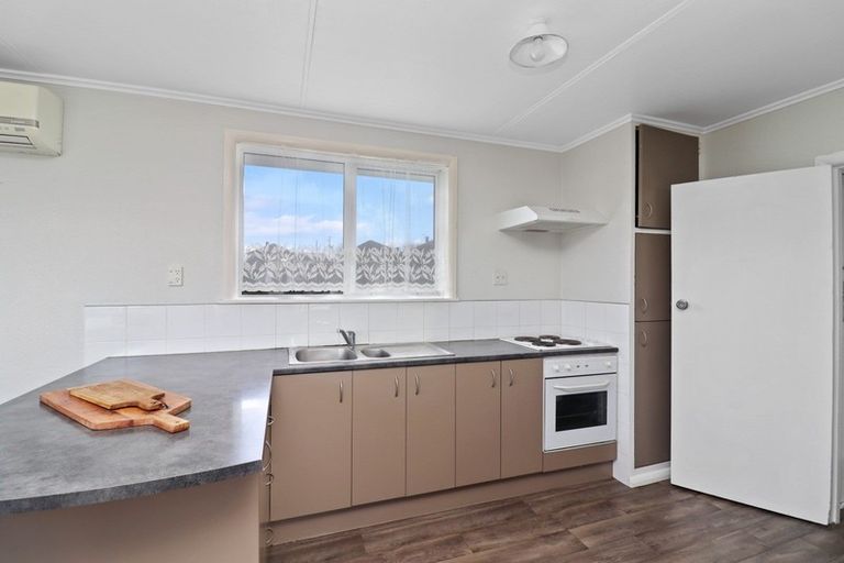 Photo of property in 12 Sain Crescent, Morrinsville, 3300