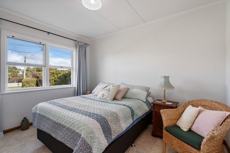 Photo of property in 6 George Point Road, Onerahi, Whangarei, 0110