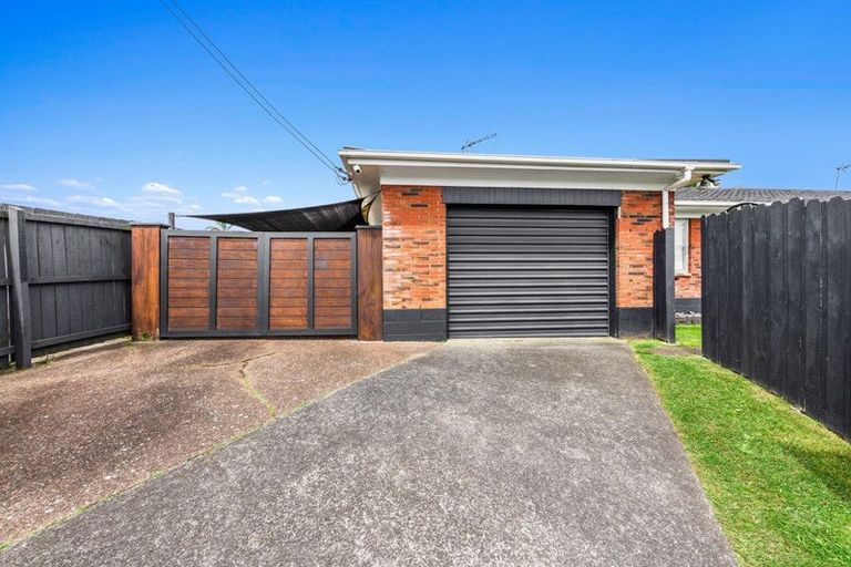 Photo of property in 53 Angelo Avenue, Howick, Auckland, 2014