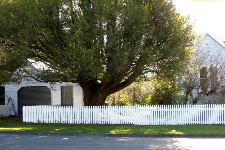 Photo of property in 74 West Street, Greytown, 5712